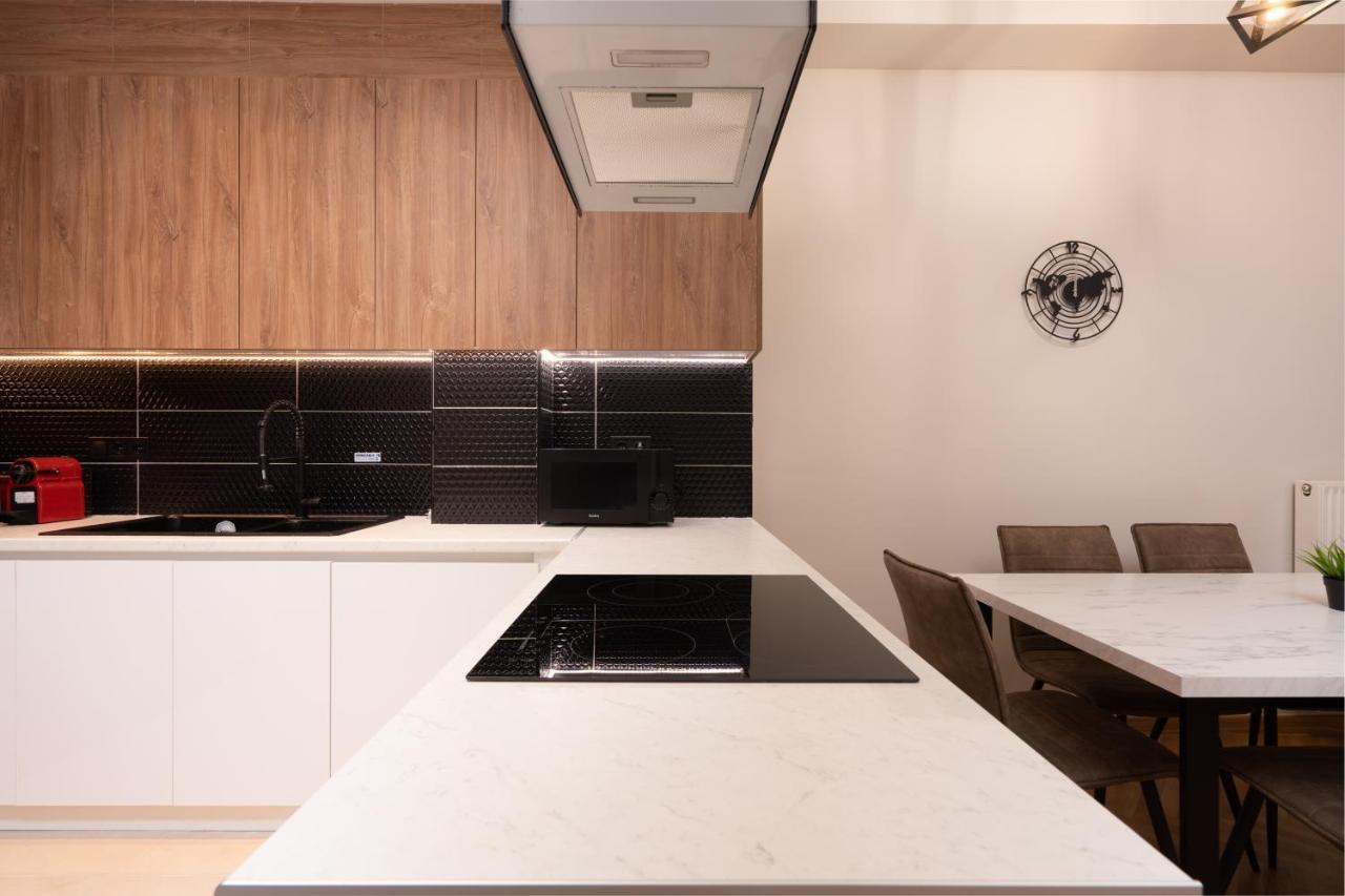 Hippest Apartment *